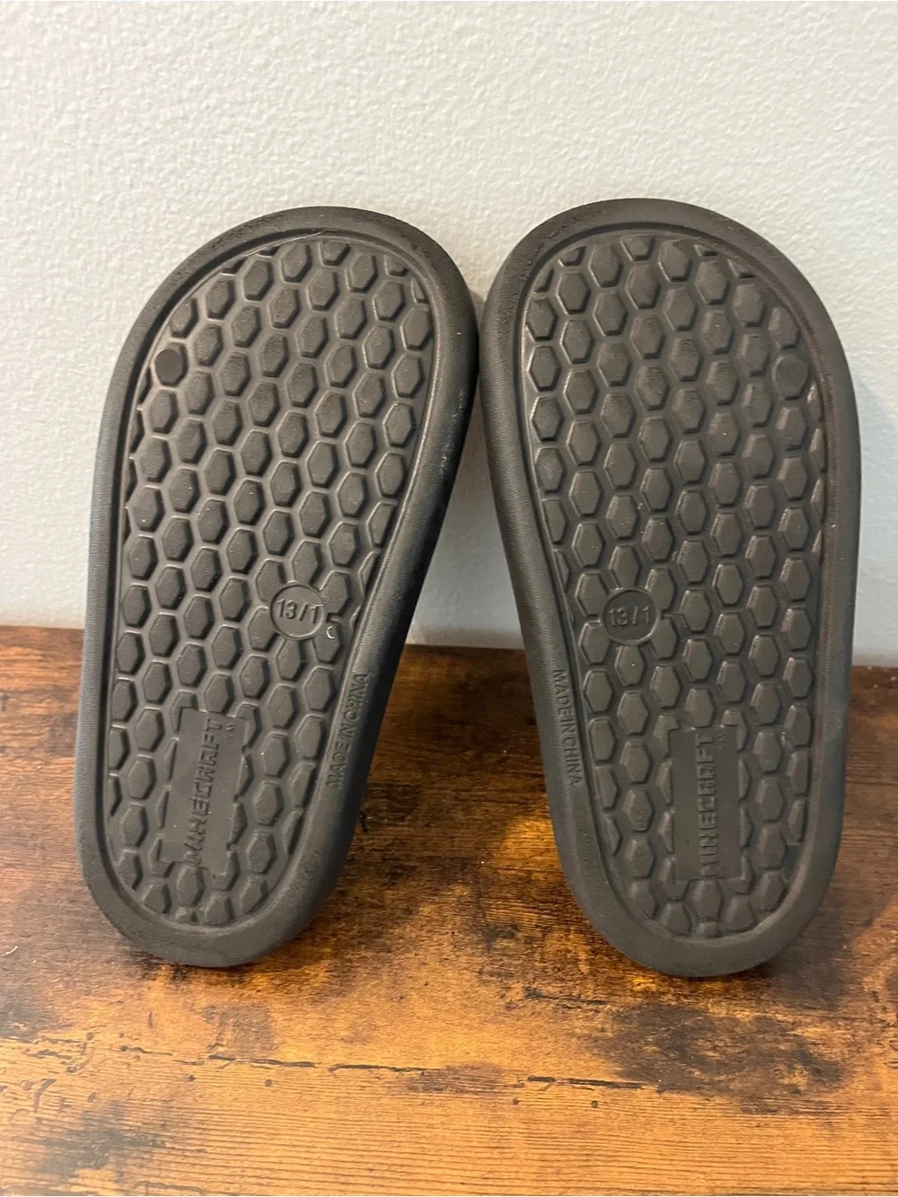 Kids Green Creeper Slide Sandals Size 13